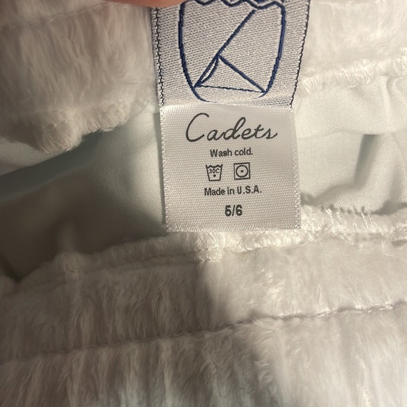 Cadets Shorts in White SZ 5/6 NWOT - Picture 3 of 3